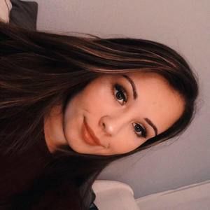 Meet your Posher, Kylee